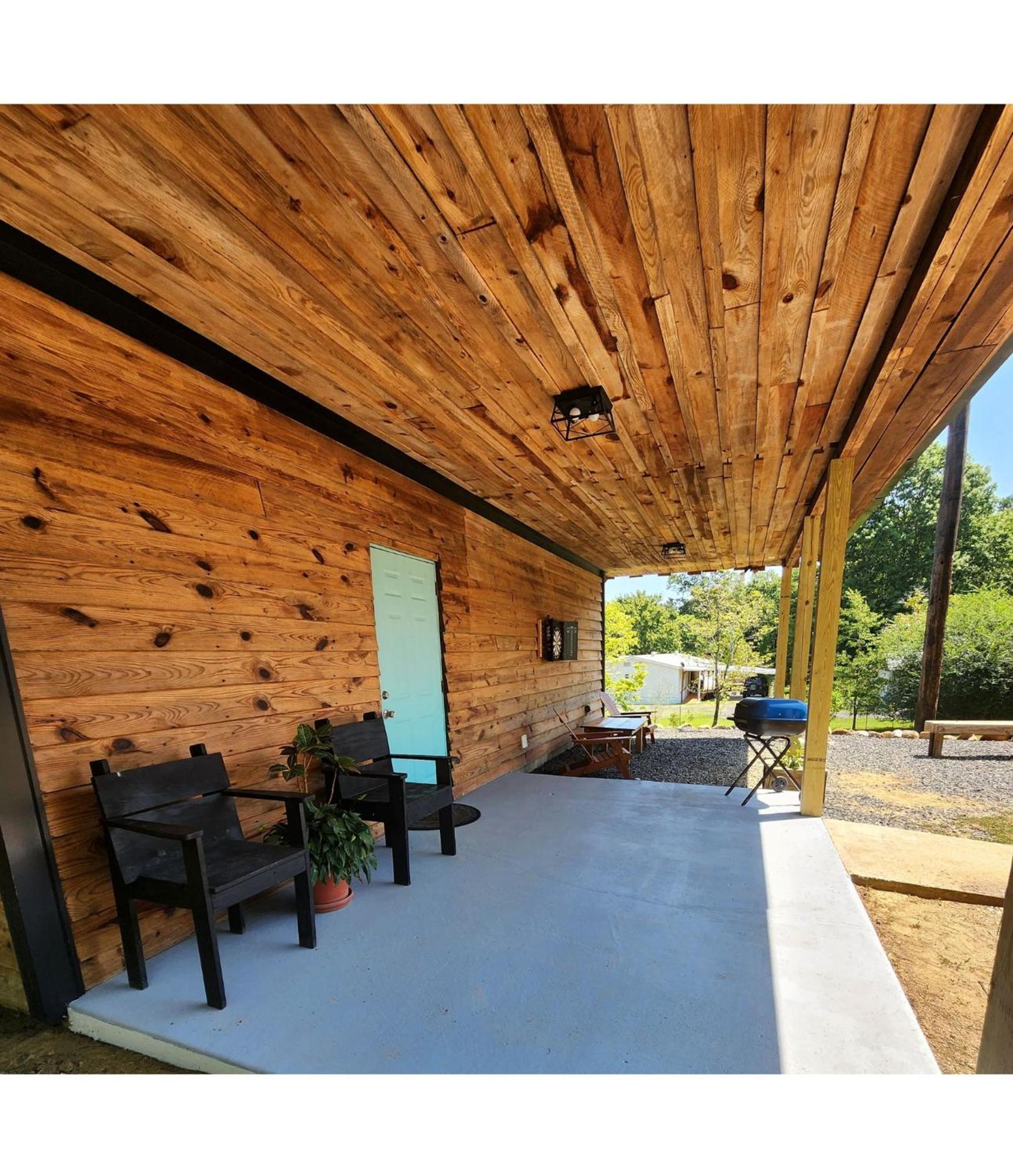 Unique Country Cabin Meets Farmhouse Modern!!! Mena Luaran gambar
